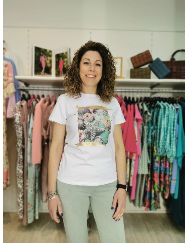 Camiseta océano. Modelo DJ72730. Color blanco con verde