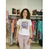 Camiseta océano. Modelo DJ72730. Color blanco con malva