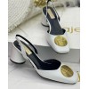 Zapato collar. Modelo P-1381. Color blanco.